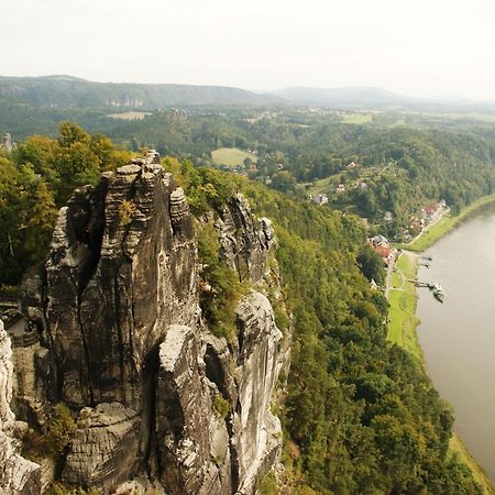 Turmfalke Reinhardtsdorf-Schona Exterior photo